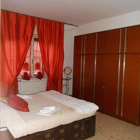 Aida Bed & Breakfast Pisa